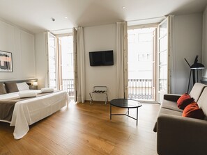 Superior Double Room, Balcony (Doble superior con balcón 1 o 2 camas)