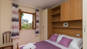 アパートメント (Deluxe Two Bedroom Apartment with Bal) | 2 室のベッドルーム、アイロン / アイロン台、WiFi (無料)、ベッドシーツ