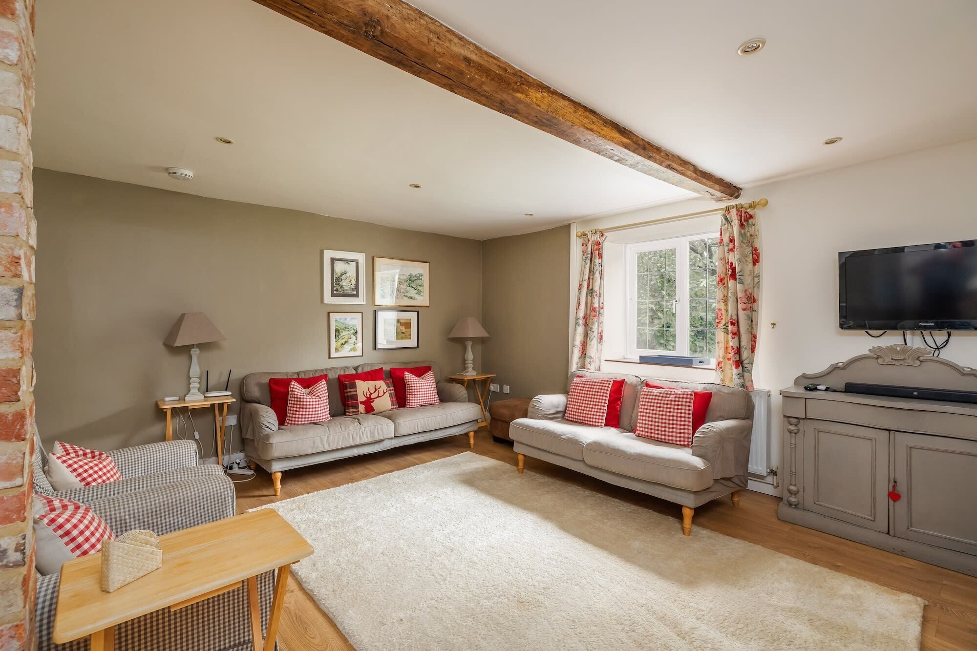 TV, fireplace, DVD player, offices