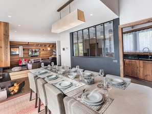 Dining - Modern family chalet near slopes with parking (Méribel)