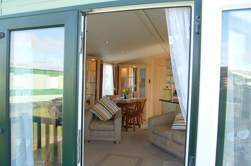 Caravan 251 Bryn Y Mor Beach Side Park