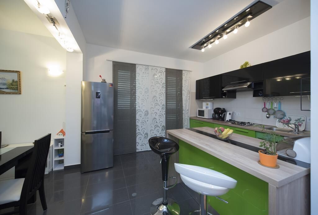 House (One Bedroom Home with Pool) | Private kitchen | Fridge