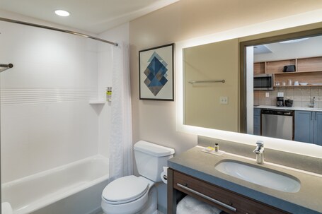 Candlewood Suites Asheville Downtown, an IHG Hotel - Image 27