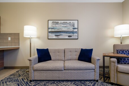 Candlewood Suites Asheville Downtown, an IHG Hotel - Image 54