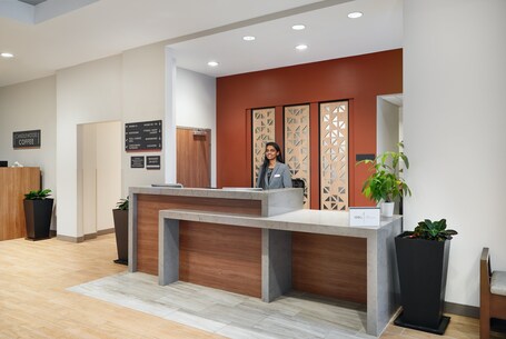 Candlewood Suites Asheville Downtown, an IHG Hotel - Image 23