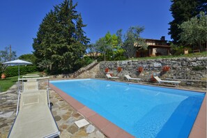 Seasonal outdoor pool - La Badia (Barberino Tavarnelle)