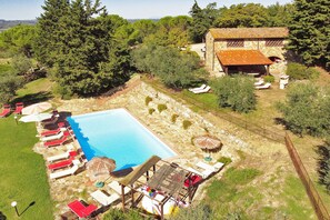 Exterior - La Badia (Barberino Tavarnelle)