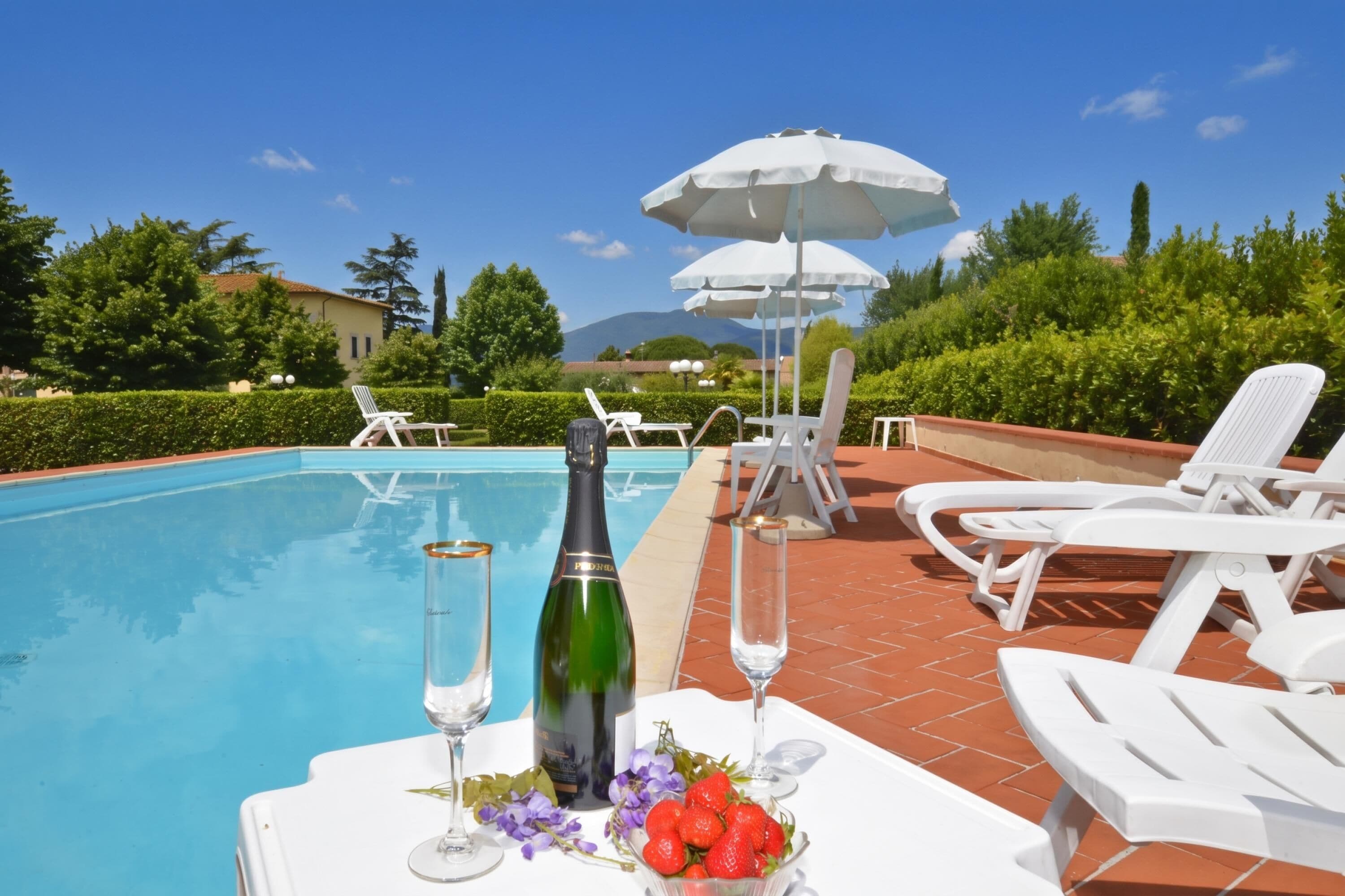 Family Villa, 4 Bedrooms, Fireplace, Mountainside (Tenuta Santa Colomba) | Sun deck