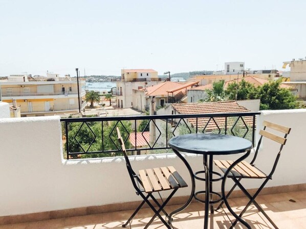 Apartment | Balcony