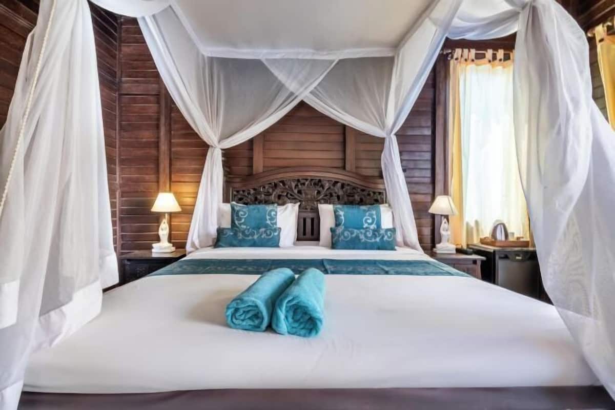 1 bedroom, minibar, individually decorated, individually furnished