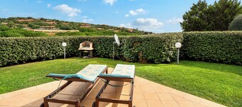 Vacation Home "Villa Piana" with Stunning Sea and Mountain Views, Terrace & Garden