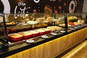 Komplett frokost er inkludert hver dag