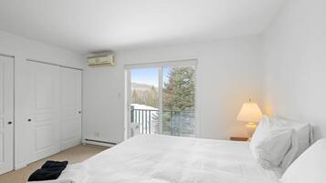 4 Schlafzimmer, Schreibtisch, BĂŒgeleisen/BĂŒgelbrett, Reisekinderbett