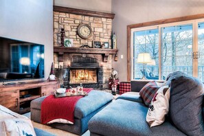 スマートテレビ、暖炉