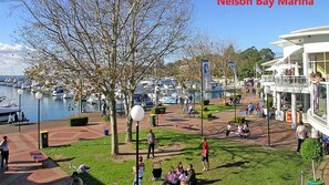 Marina - The Commodore 22, 9 Donald St - Wi-Fi, Air Conditioning (NELSON BAY)