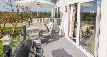 Superb Detached Lodge Located on Skipsea Sands