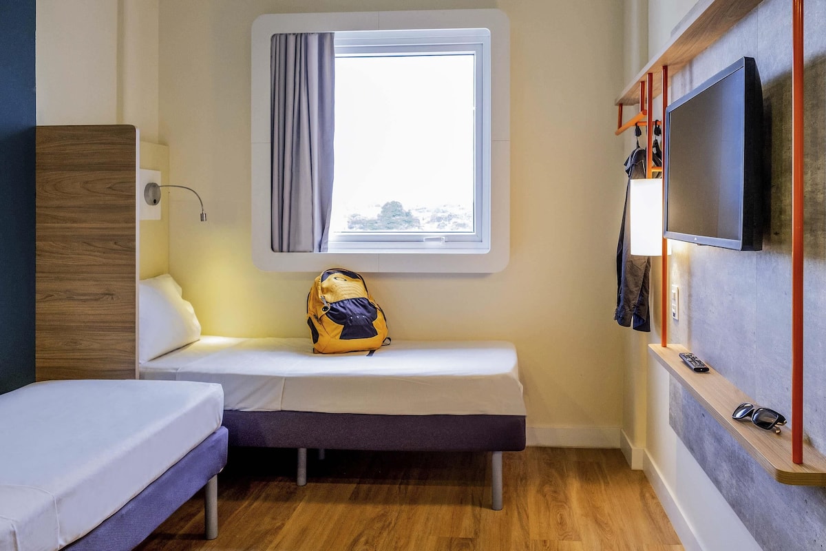 Kamar Standar, 2 Tempat Tidur Twin | Kedap suara, Wi-Fi gratis, dan seprai linen