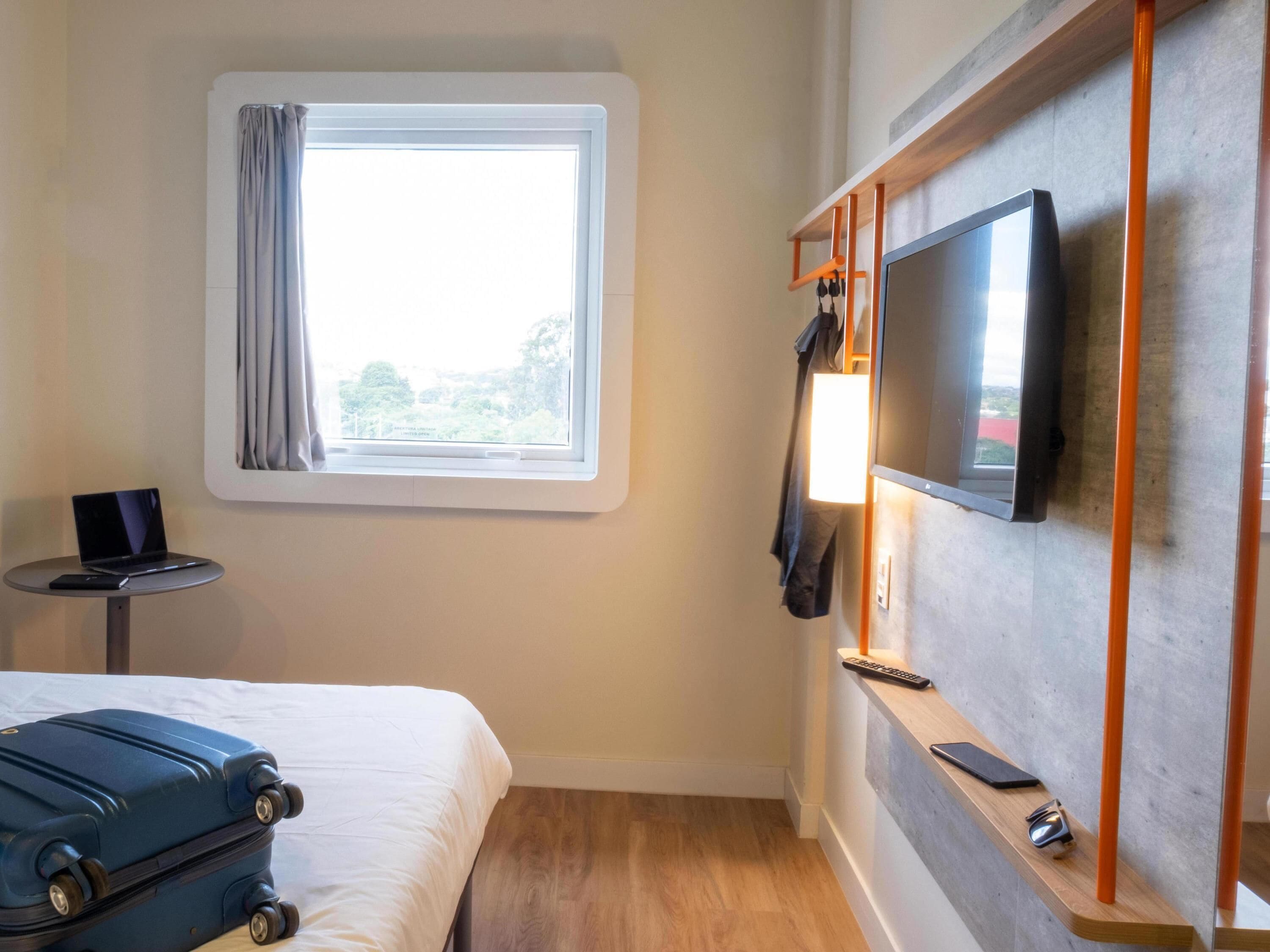 standard room, 1 double bed | soundproofing, free wifi, bed sheets