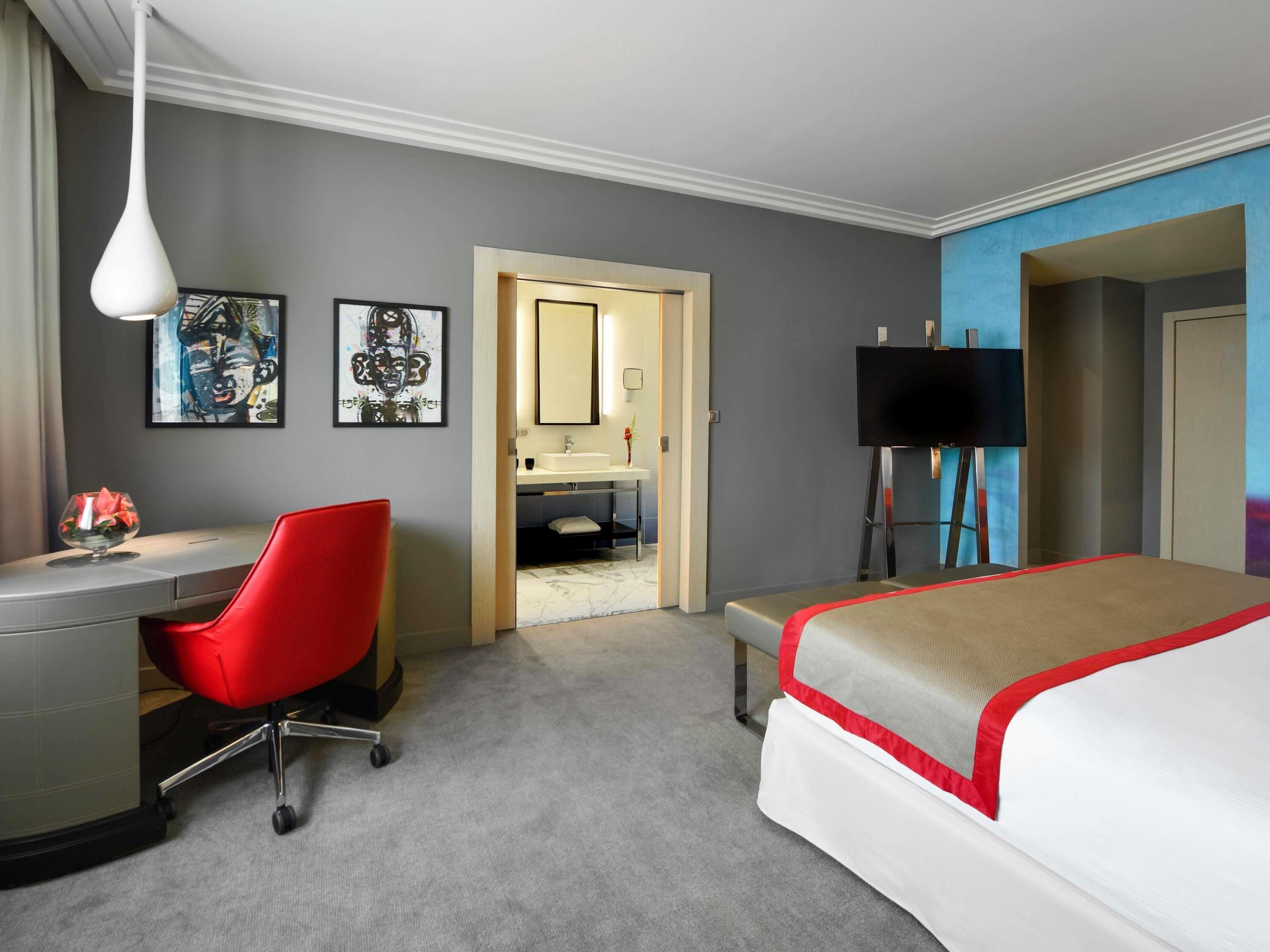 Deluxe Room, Multiple Beds | Premium bedding, minibar, desk, laptop workspace
