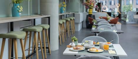 Kontinental frokost hver dag (mot et tillegg)