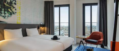 In-room safe, blackout curtains, free WiFi