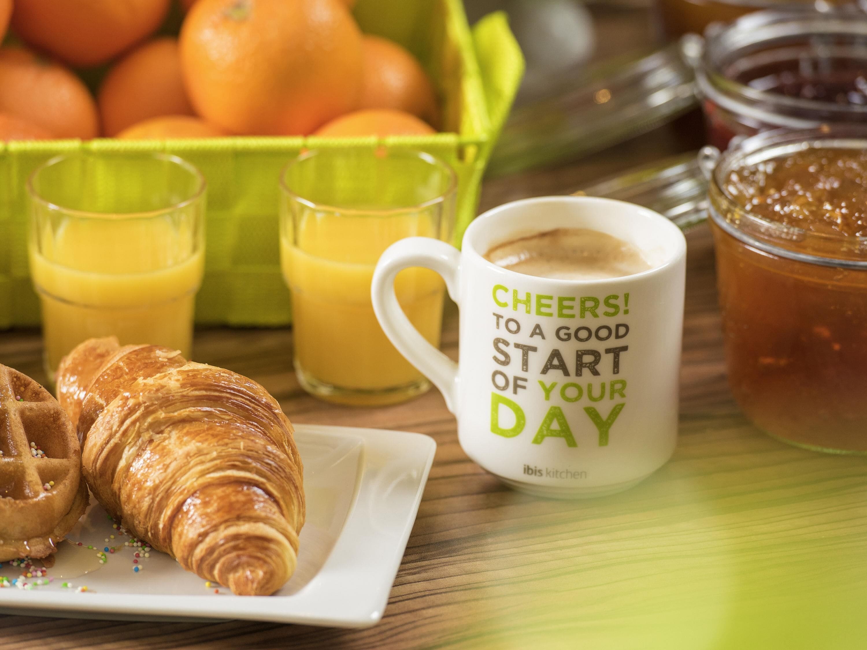 daily continental breakfast (eur 17.50 per person)