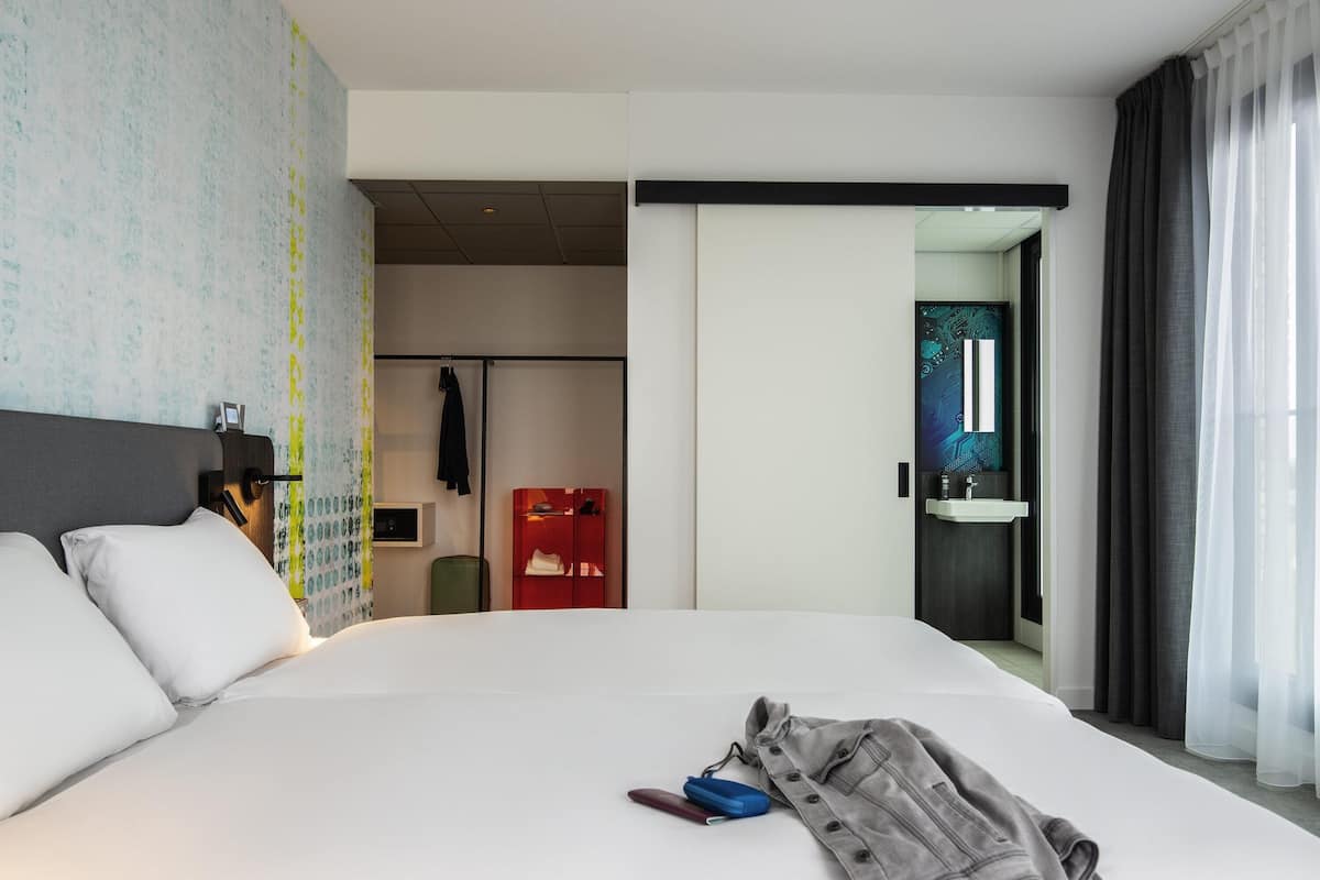 Superior-Zimmer | Zimmersafe, Verdunkelungsvorhänge, kostenloses WLAN