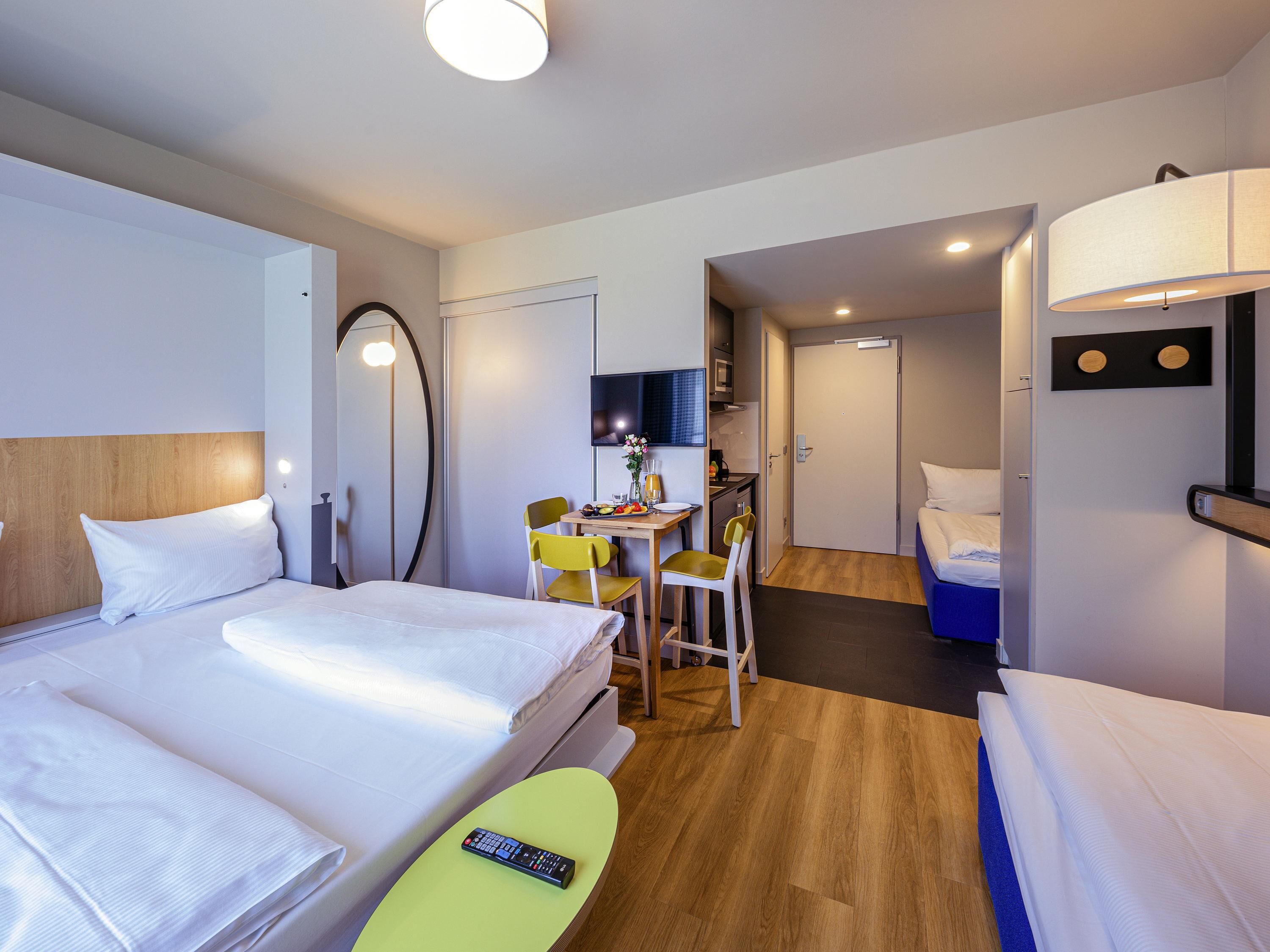 Studio, Multiple Beds