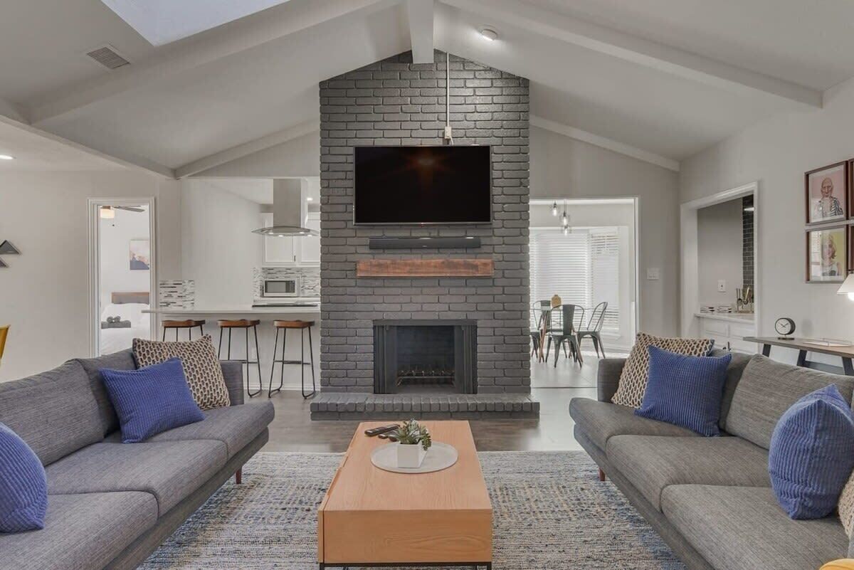 Fernseher, Kamin, Netflix, Streaming-Dienste