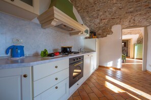 冰箱、烤箱、炉灶、洗碗机