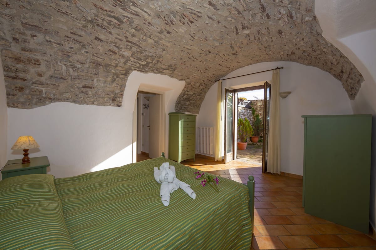 Family Apartment, Multiple Bedrooms, Mountainside (Liano Iris - Terrace & parking place) | 1 bedroom, free WiFi, bed sheets