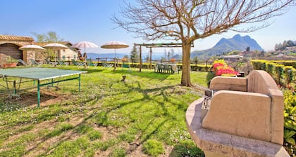 Liano Iris - Terrace & parking place