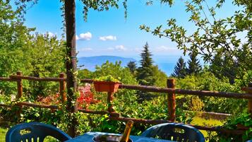 Family Apartment, Multiple Bedrooms, Mountainside (Liano Ginestra-Private Terrace &) | Garden