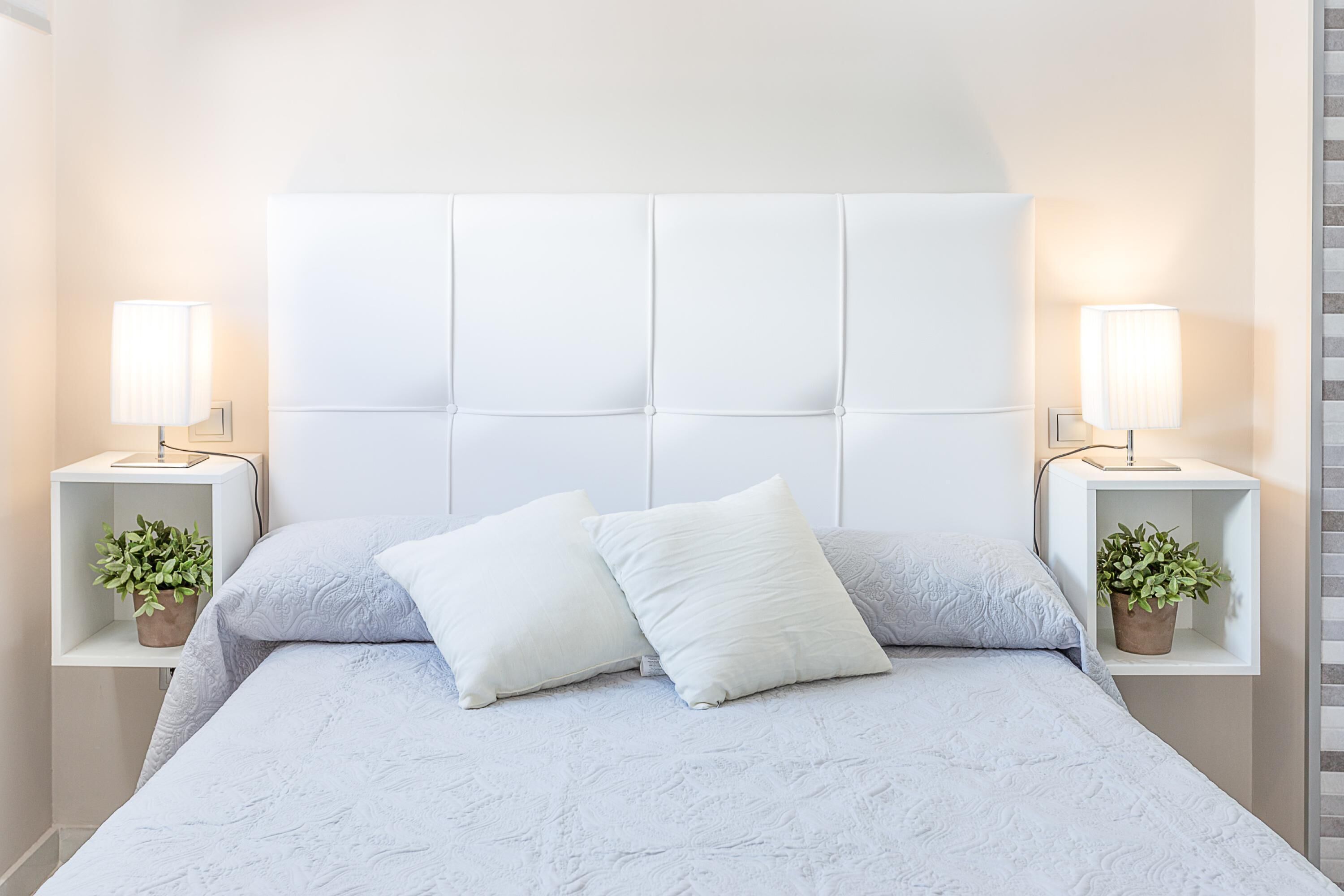 2 bedrooms, laptop workspace, free WiFi, bed sheets