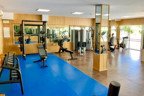 Familiebyhus - flere soveværelser - 2 badeværelser (Marbella Resort 3 Pool Whirlpool) | Fitnessfaciliteter
