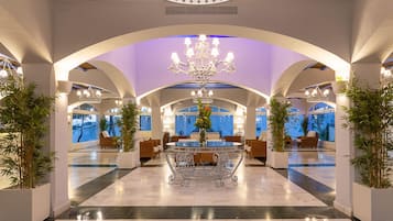 Family Townhome, Multiple Bedrooms (Marbella Resort 6 Pool Whirlpool) | Interior
