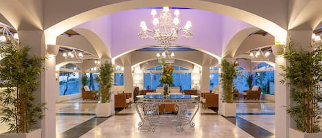 Family Townhome, Multiple Bedrooms (Marbella Resort 6 Pool Whirlpool) | Interior