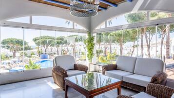 Maison mitoyenne Familiale, plusieurs chambres (Marbella Resort 10 Pool Whirlpool) | Intérieur