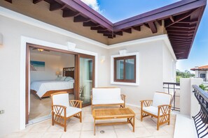 Terrace/patio - 1111 Pearl Court at Pristine Bay (Roatan)