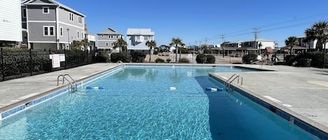 Utomhuspool