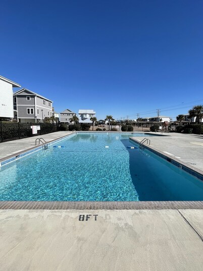 Family friendly oceanfront condo, directly on the beach.