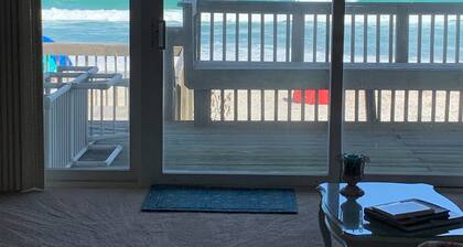 Family friendly oceanfront condo, directly on the beach.