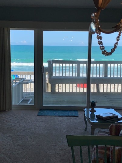 Family friendly oceanfront condo, directly on the beach.