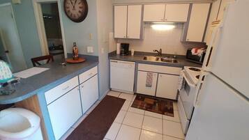 Fridge, microwave, dishwasher