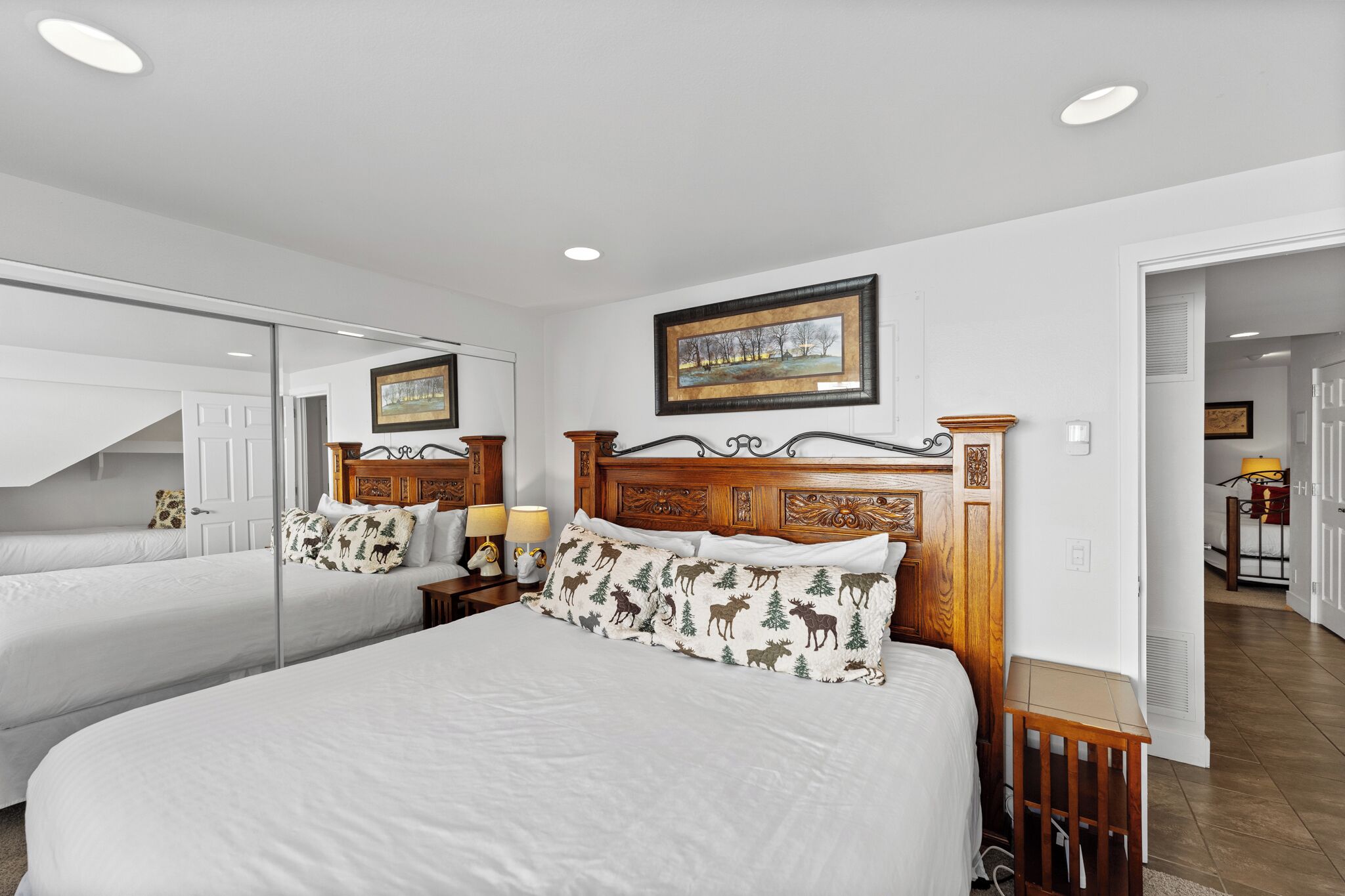 1 habitación, tabla de planchar con plancha, wifi gratis y ropa de cama 