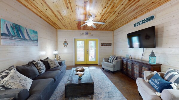 TV - Shared Pool, Pet Friendly, Golf Cart Access (Port Aransas)