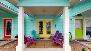 Exterior detail - Shared Pool, Pet Friendly, Golf Cart Access (Port Aransas)