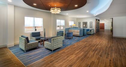 Holiday Inn Express & Suites Dahlonega by IHG
