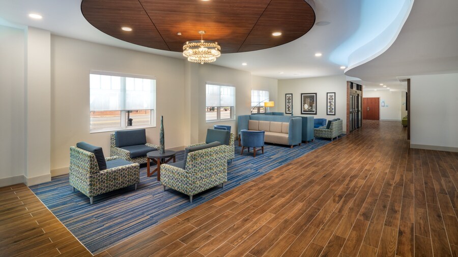 Holiday Inn Express & Suites Dahlonega by IHG