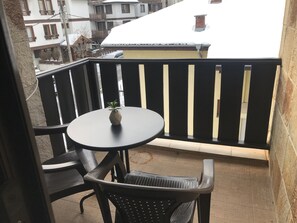 Outdoor dining - Marina Apartment (Bansko)